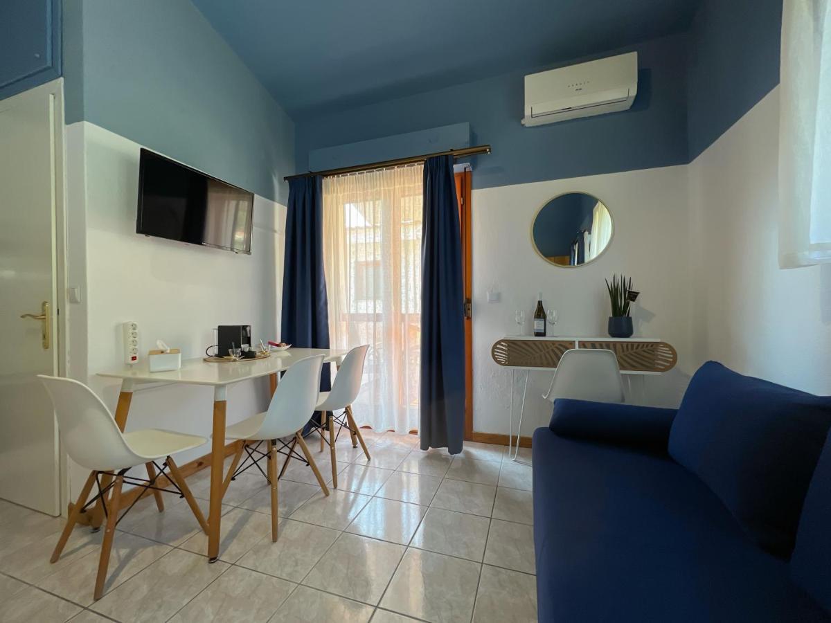 Joseph Village Apartments Fourka Exterior photo